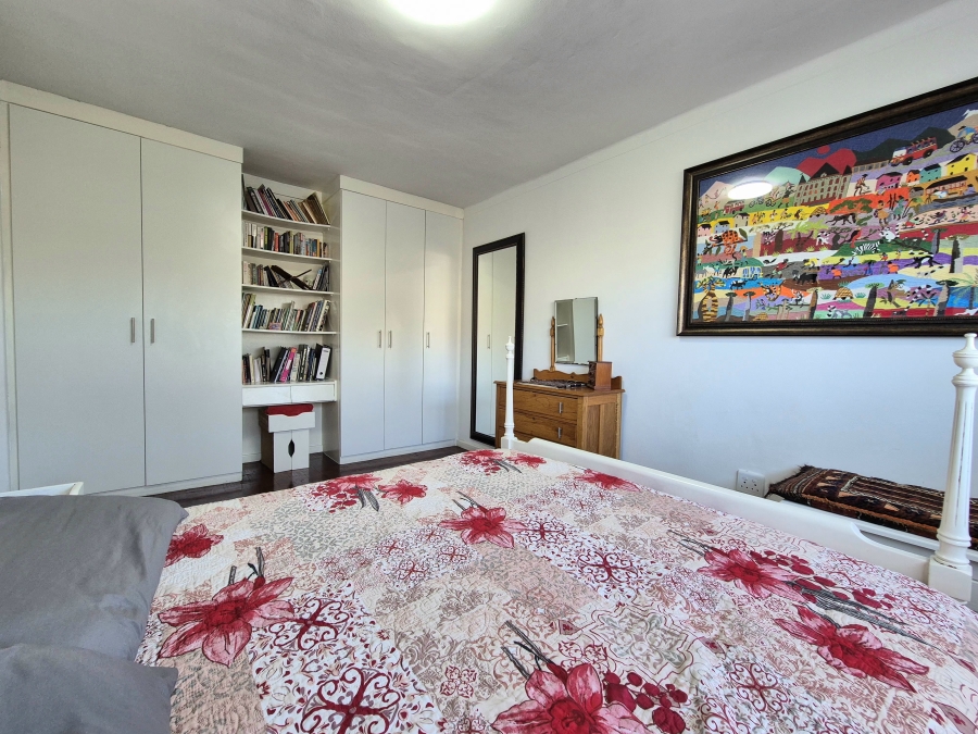 2 Bedroom Property for Sale in Wynberg Upper Western Cape